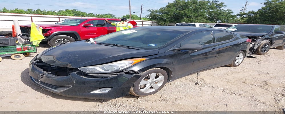 5NPDH4AE6DH387481 2013 HYUNDAI ELANTRA photo no. 2