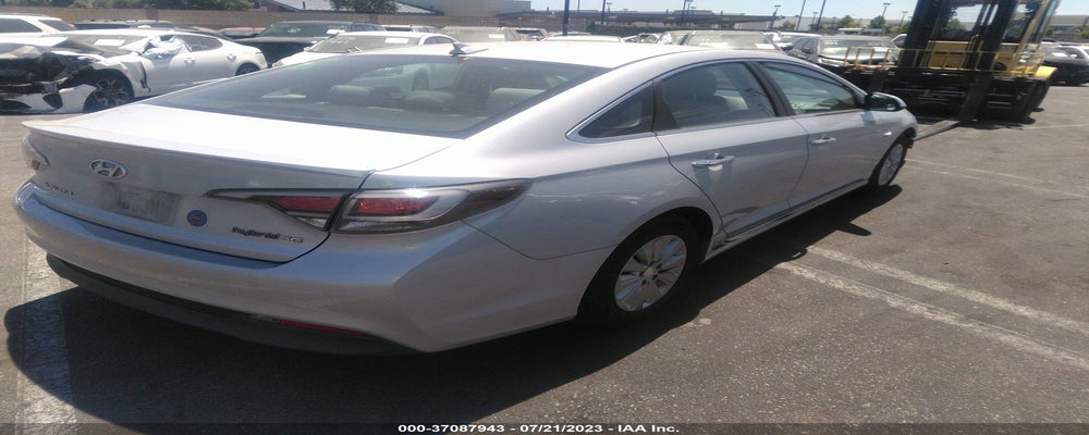 KMHE24L17HA059110 2017 HYUNDAI SONATA HYBRID photo no. 4