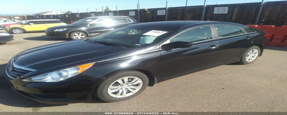 5NPEB4AC0DH591620 2013 HYUNDAI SONATA photo no. 2