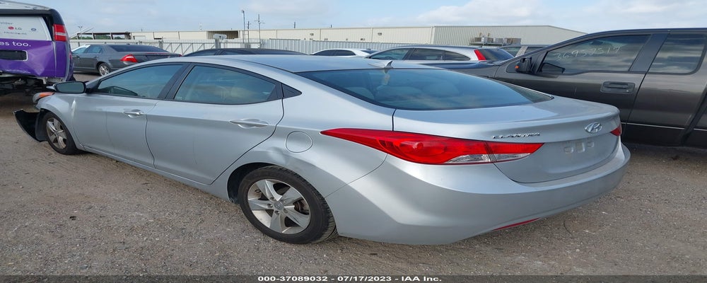 5NPDH4AE3DH329120 2013 HYUNDAI ELANTRA photo no. 3
