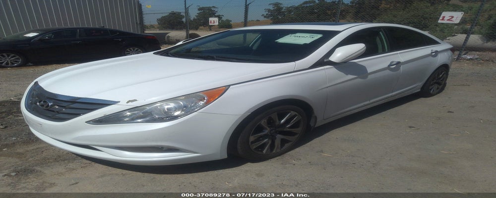 5NPEC4ABXDH616978 2013 HYUNDAI SONATA photo no. 2