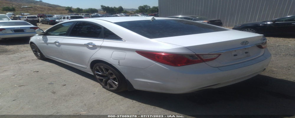 5NPEC4ABXDH616978 2013 HYUNDAI SONATA photo no. 3