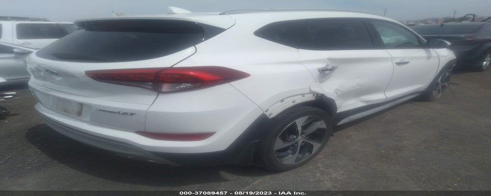 KM8J33A21HU398462 2017 HYUNDAI TUCSON photo no. 4