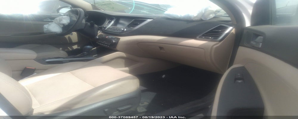 KM8J33A21HU398462 2017 HYUNDAI TUCSON photo no. 5