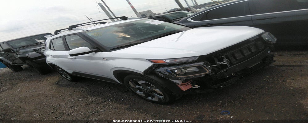 KMHRC8A3XMU126267 2021 HYUNDAI VENUE photo no. 6