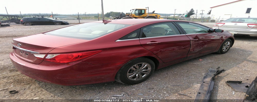 5NPEB4AC4BH228461 2011 HYUNDAI SONATA photo no. 4