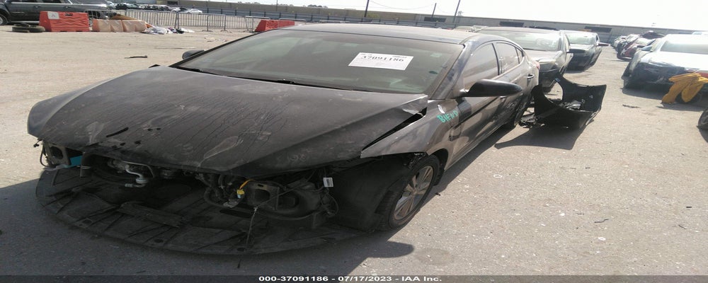 5NPD84LF5JH245995 2018 HYUNDAI ELANTRA photo no. 2