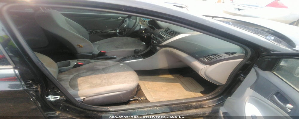 KMHCT5AE0HU359358 2017 HYUNDAI ACCENT photo no. 5