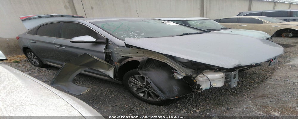 5NPE34AF8FH107557 2015 HYUNDAI SONATA photo no. 2