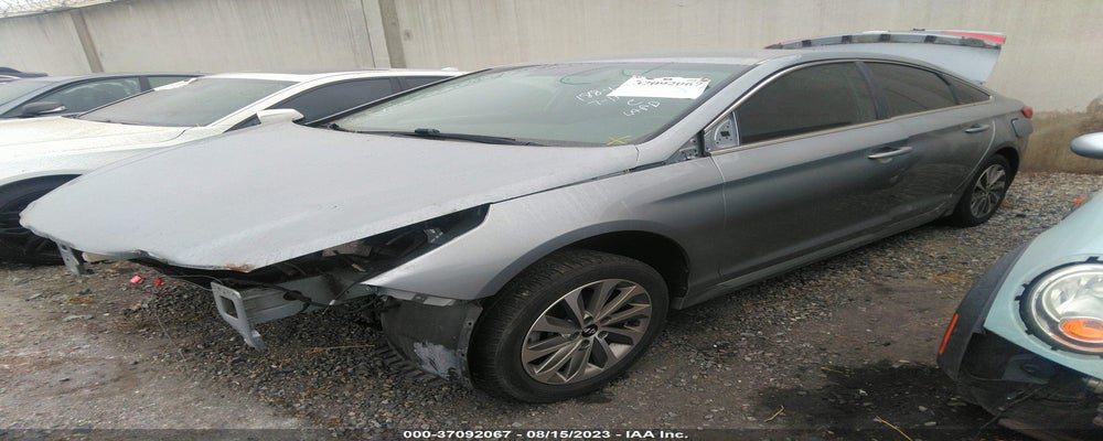 5NPE34AF8FH107557 2015 HYUNDAI SONATA photo no. 2
