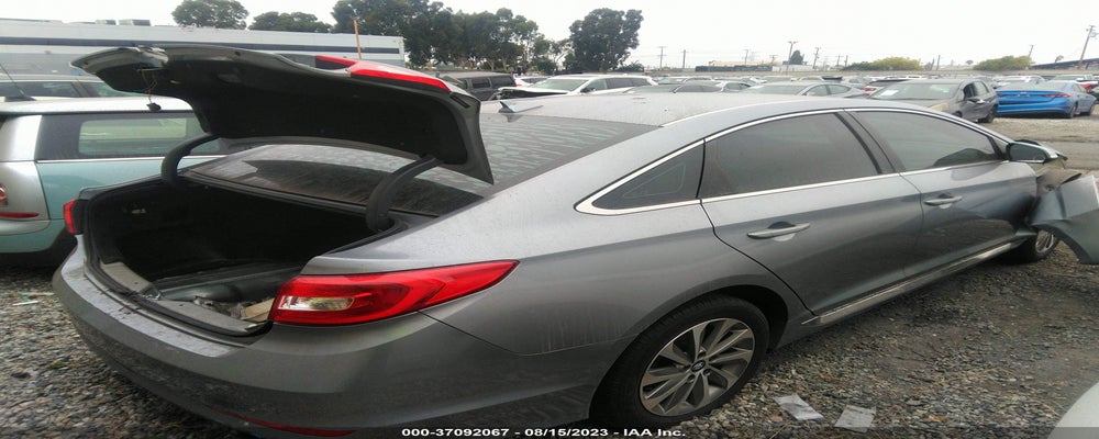 5NPE34AF8FH107557 2015 HYUNDAI SONATA photo no. 4