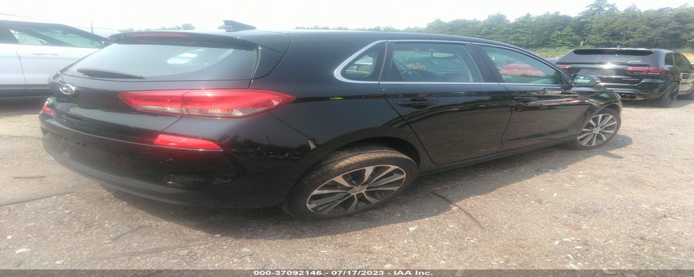 KMHH35LE2JU041928 2018 HYUNDAI ELANTRA GT photo no. 4