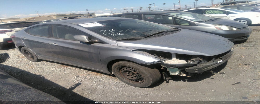 5NPDH4AE7GH736880 2016 HYUNDAI ELANTRA photo no. 17