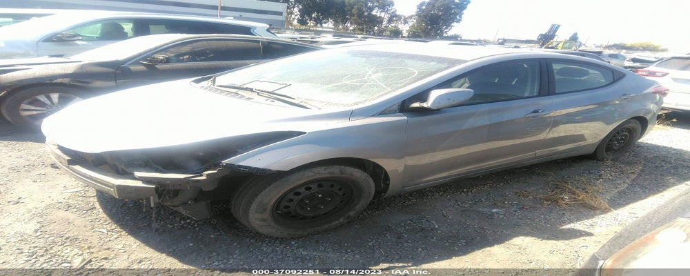 5NPDH4AE7GH736880 2016 HYUNDAI ELANTRA photo no. 2