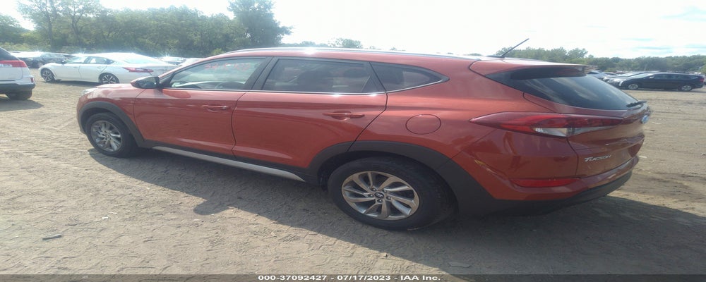 KM8J3CA45HU391824 2017 HYUNDAI TUCSON photo no. 3