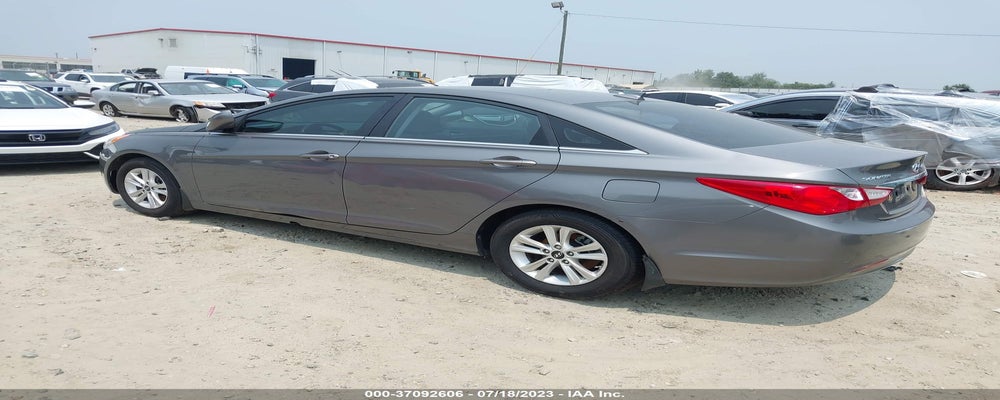 5NPEB4AC3DH653009 2013 HYUNDAI SONATA photo no. 3
