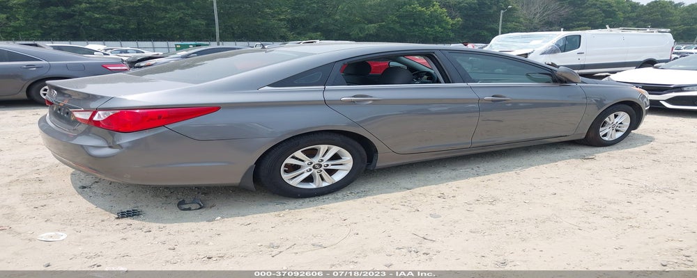 5NPEB4AC3DH653009 2013 HYUNDAI SONATA photo no. 4