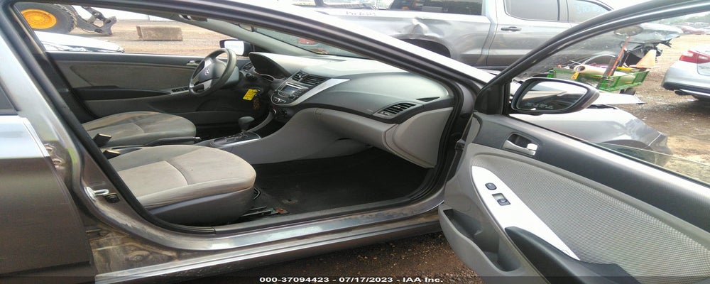 KMHCT4AE7DU484362 2013 HYUNDAI ACCENT photo no. 5