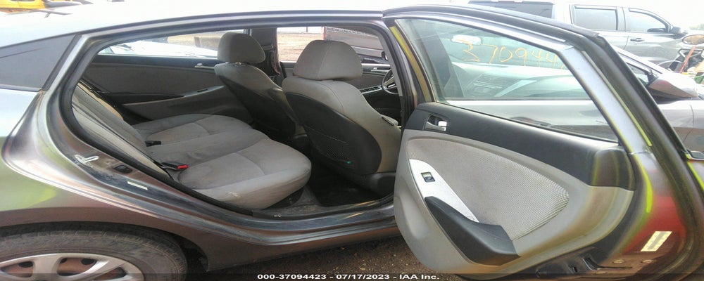 KMHCT4AE7DU484362 2013 HYUNDAI ACCENT photo no. 8
