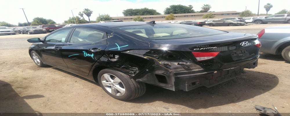 5NPDH4AE4BH001816 2011 HYUNDAI ELANTRA photo no. 3
