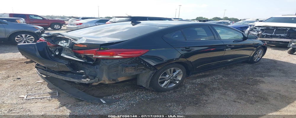 5NPD84LF7HH108034 2017 HYUNDAI ELANTRA photo no. 4
