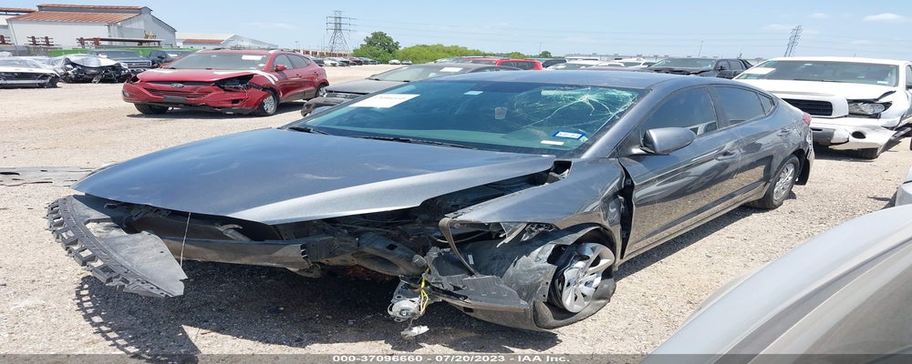5NPD74LF5JH260435 2018 HYUNDAI ELANTRA photo no. 2