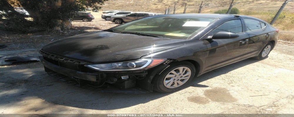 5NPD74LF0JH279880 2018 HYUNDAI ELANTRA photo no. 2