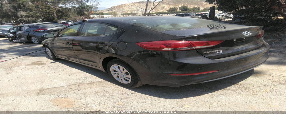 5NPD74LF0JH279880 2018 HYUNDAI ELANTRA photo no. 3