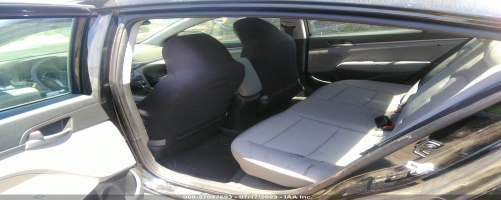 5NPD74LF0JH279880 2018 HYUNDAI ELANTRA photo no. 8