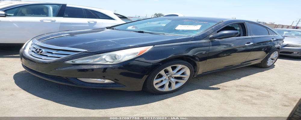5NPEC4AC7BH077046 2011 HYUNDAI SONATA photo no. 2