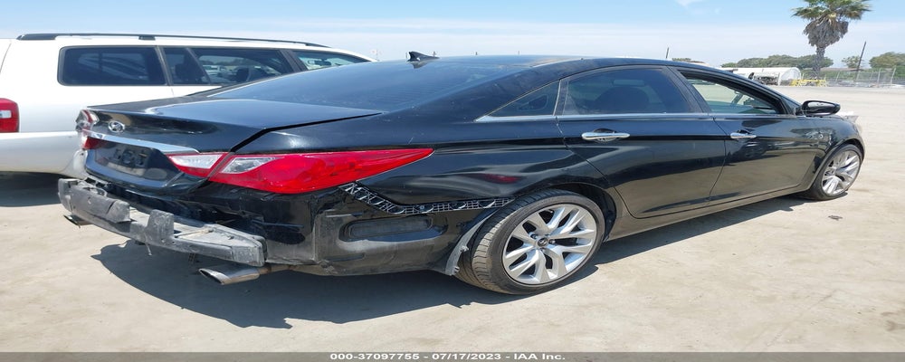 5NPEC4AC7BH077046 2011 HYUNDAI SONATA photo no. 4