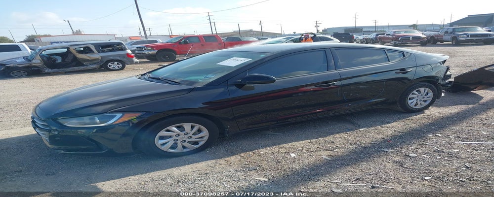 5NPD74LF3HH132334 2017 HYUNDAI ELANTRA photo no. 2