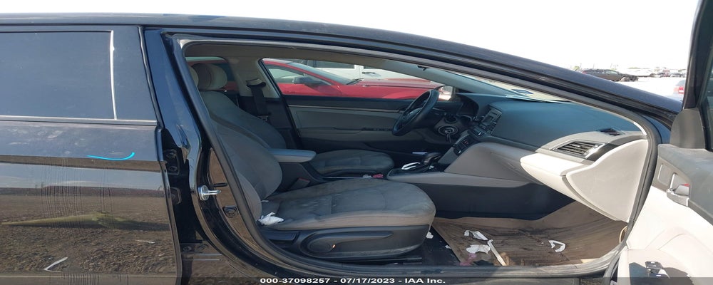 5NPD74LF3HH132334 2017 HYUNDAI ELANTRA photo no. 5