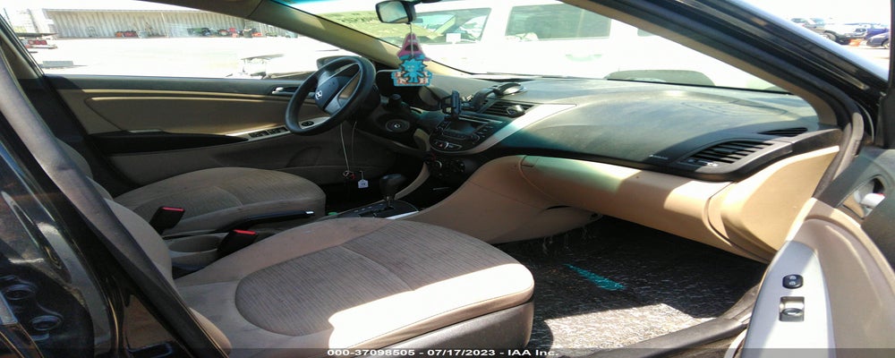 KMHCT4AE8HU355617 2017 HYUNDAI ACCENT photo no. 5