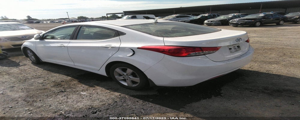 5NPDH4AE7DH288880 2013 HYUNDAI ELANTRA photo no. 3