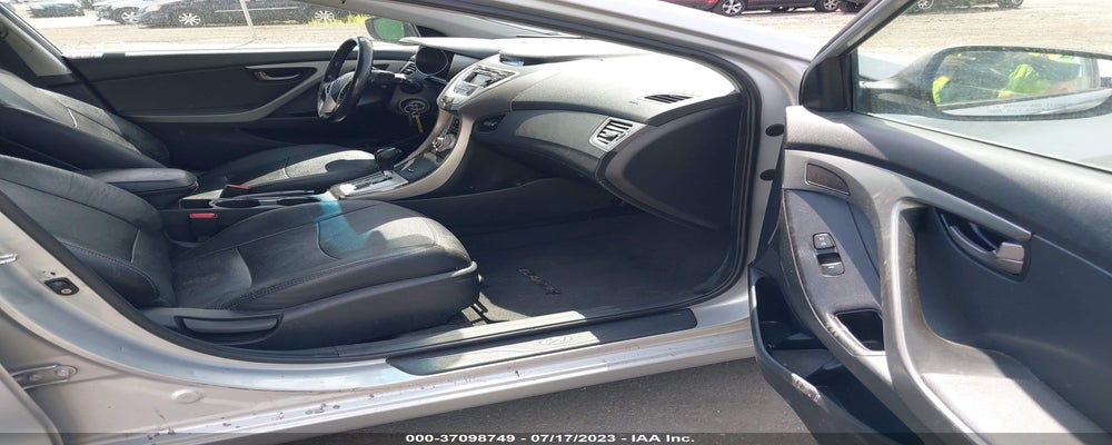 5NPDH4AE4BH019233 2011 HYUNDAI ELANTRA photo no. 5