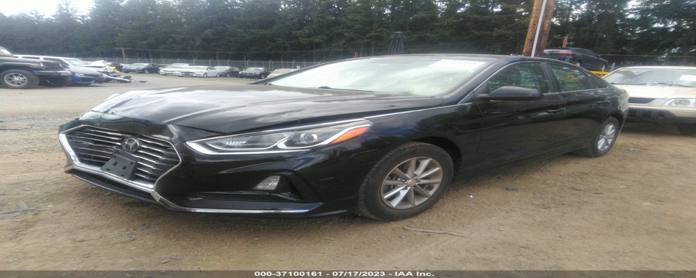 5NPE24AF5JH611981 2018 HYUNDAI SONATA photo no. 2