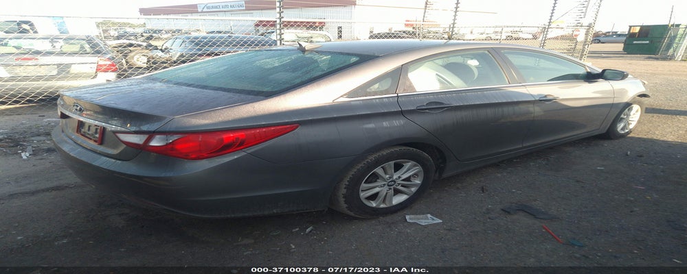 5NPEB4ACXBH222230 2011 HYUNDAI SONATA photo no. 4