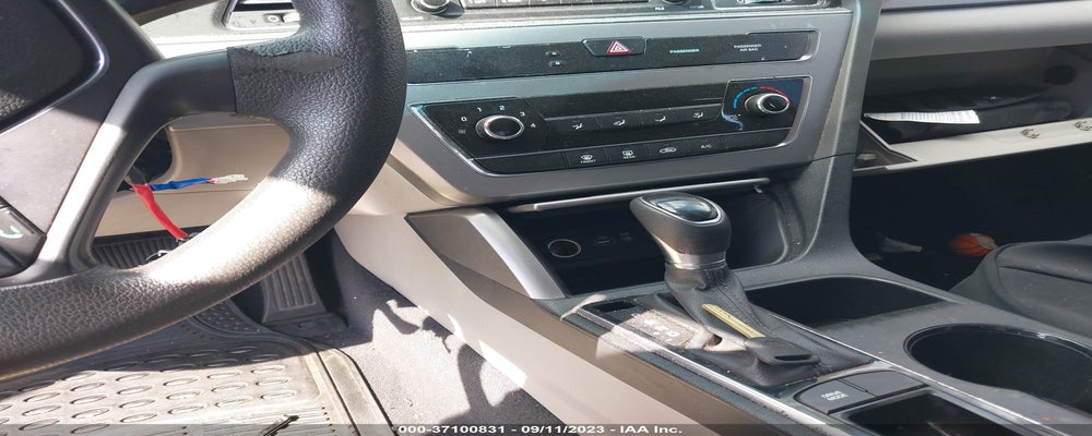 5NPE24AF9HH548586 2017 HYUNDAI SONATA photo no. 11
