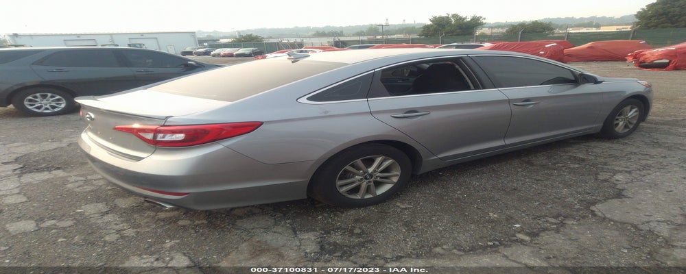 5NPE24AF9HH548586 2017 HYUNDAI SONATA photo no. 4