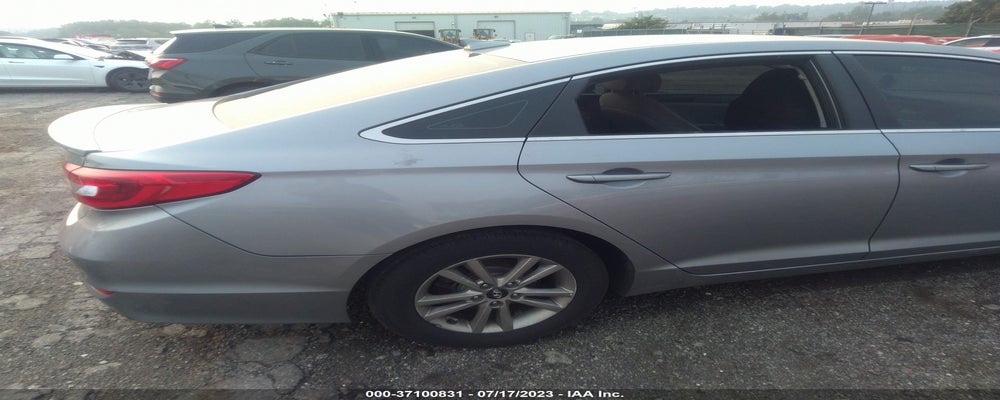 5NPE24AF9HH548586 2017 HYUNDAI SONATA photo no. 6