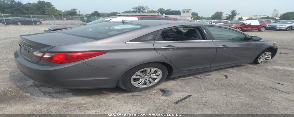 5NPEB4AC9DH581393 2013 HYUNDAI SONATA photo no. 4