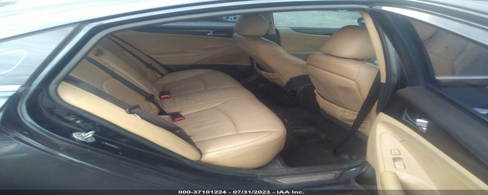 5NPEC4AC9BH260755 2011 HYUNDAI SONATA photo no. 8