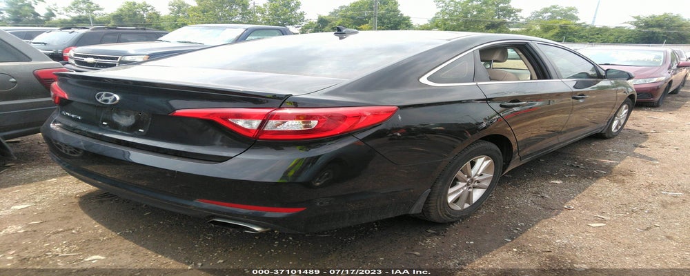 5NPE24AF3HH443154 2017 HYUNDAI SONATA photo no. 4