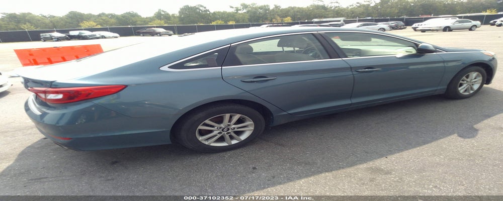 5NPE24AFXFH106610 2015 HYUNDAI SONATA photo no. 4