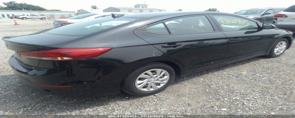 5NPD74LF7HH133860 2017 HYUNDAI ELANTRA photo no. 4