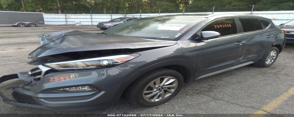KM8J3CA40JU716482 2018 HYUNDAI TUCSON photo no. 2