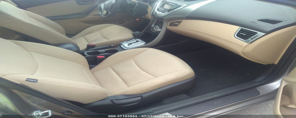 5NPDH4AE3BH033205 2011 HYUNDAI ELANTRA photo no. 5