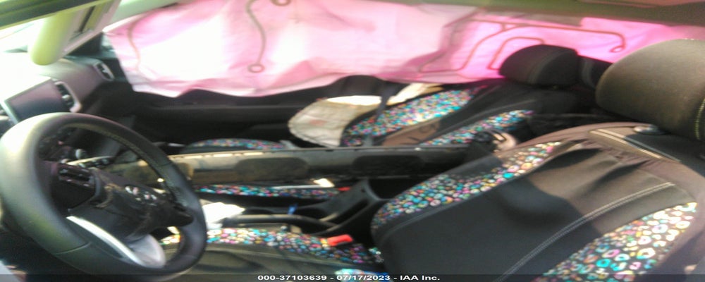 KMHRC8A35NU207629 2022 HYUNDAI VENUE photo no. 5