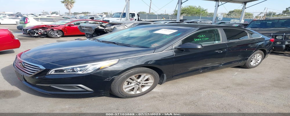 5NPE24AFXGH283899 2016 HYUNDAI SONATA photo no. 2